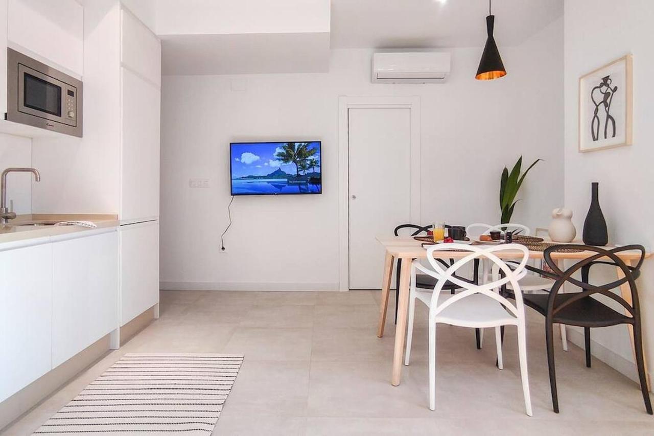Edificio Ollerias By Sharingco Apartment Malaga Exterior photo